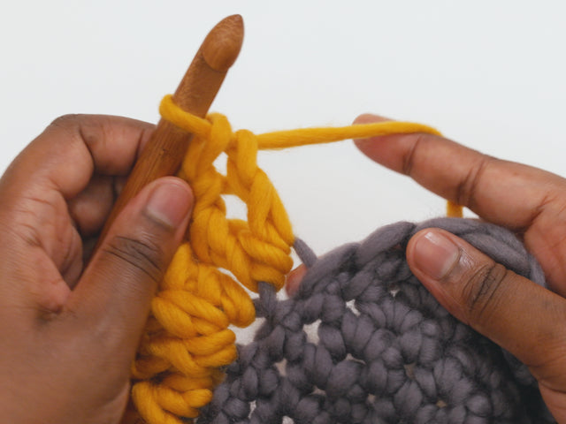 How to Crochet Scallop Stitch - Left Handed