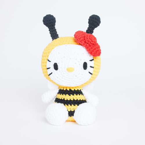 Hello Kitty Bumblebee Amigurumi Crochet Kit